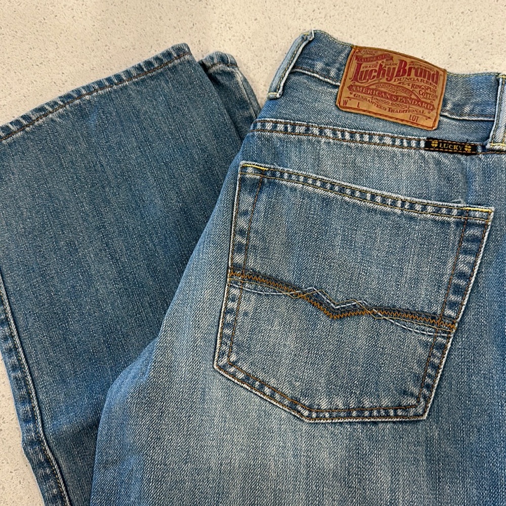 Lucky Brand size 30 short inseam
